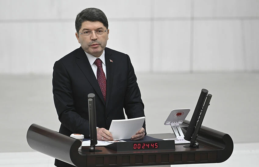 Adalet Bakanı Yılmaz Tunç'tan yeni anayasa açıklaması