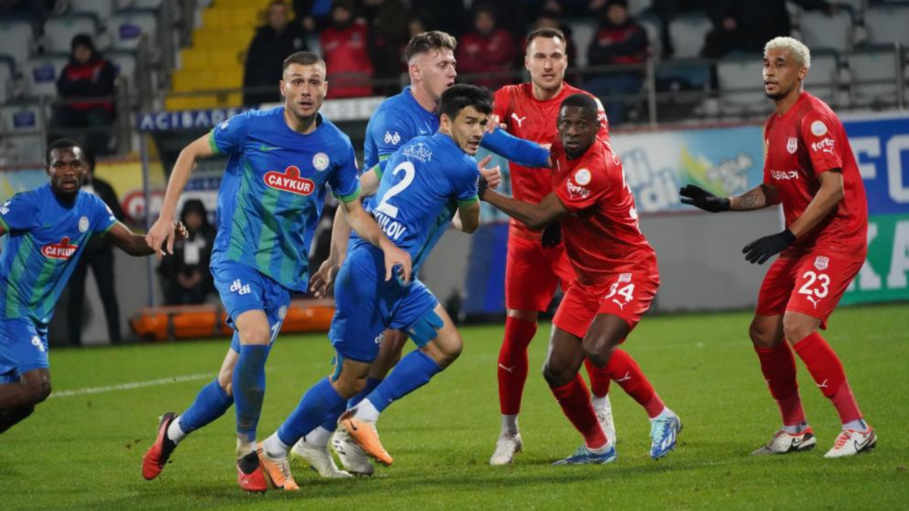 Rizespor evinde Pendikspor&#039;u 5 golle geçti