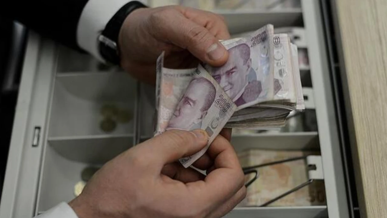 Asgari ücret 3. toplantısı ne zaman saat kaçta? Asgari ücret 2024 netleşti mi?