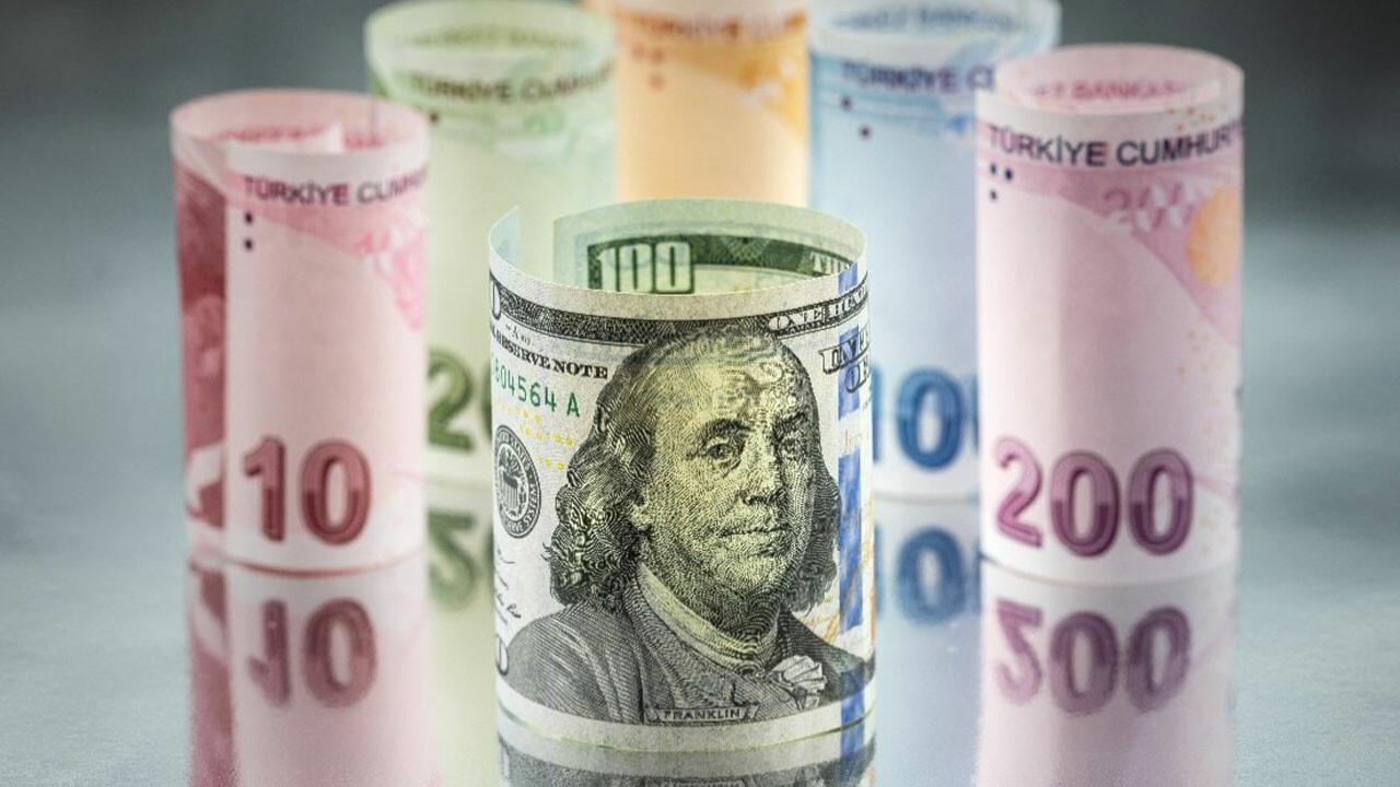 2024 için gözler merkez bankalarında: Dolar beş ayın en düşük euro en yüksek seviyesinde