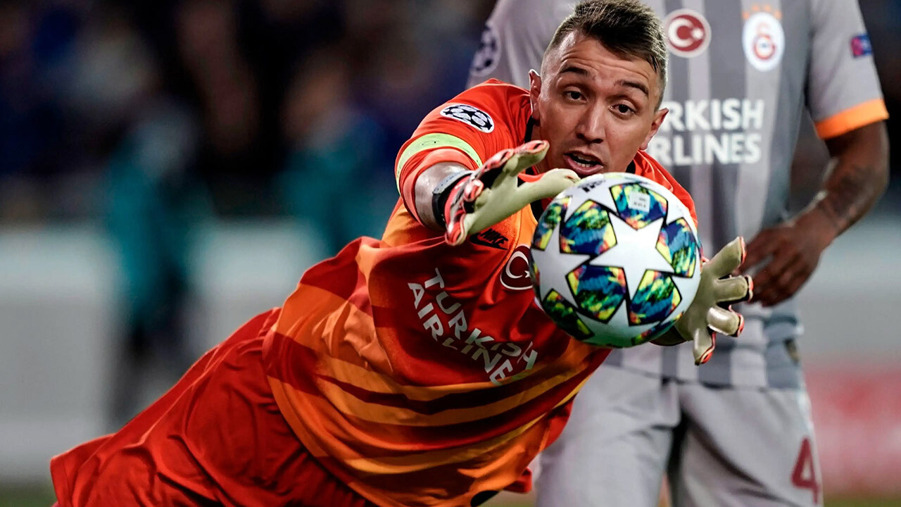 Galatasaray'da sürpriz ayrılık iddiası! Fernando Muslera'nın yeni takımı belli oldu