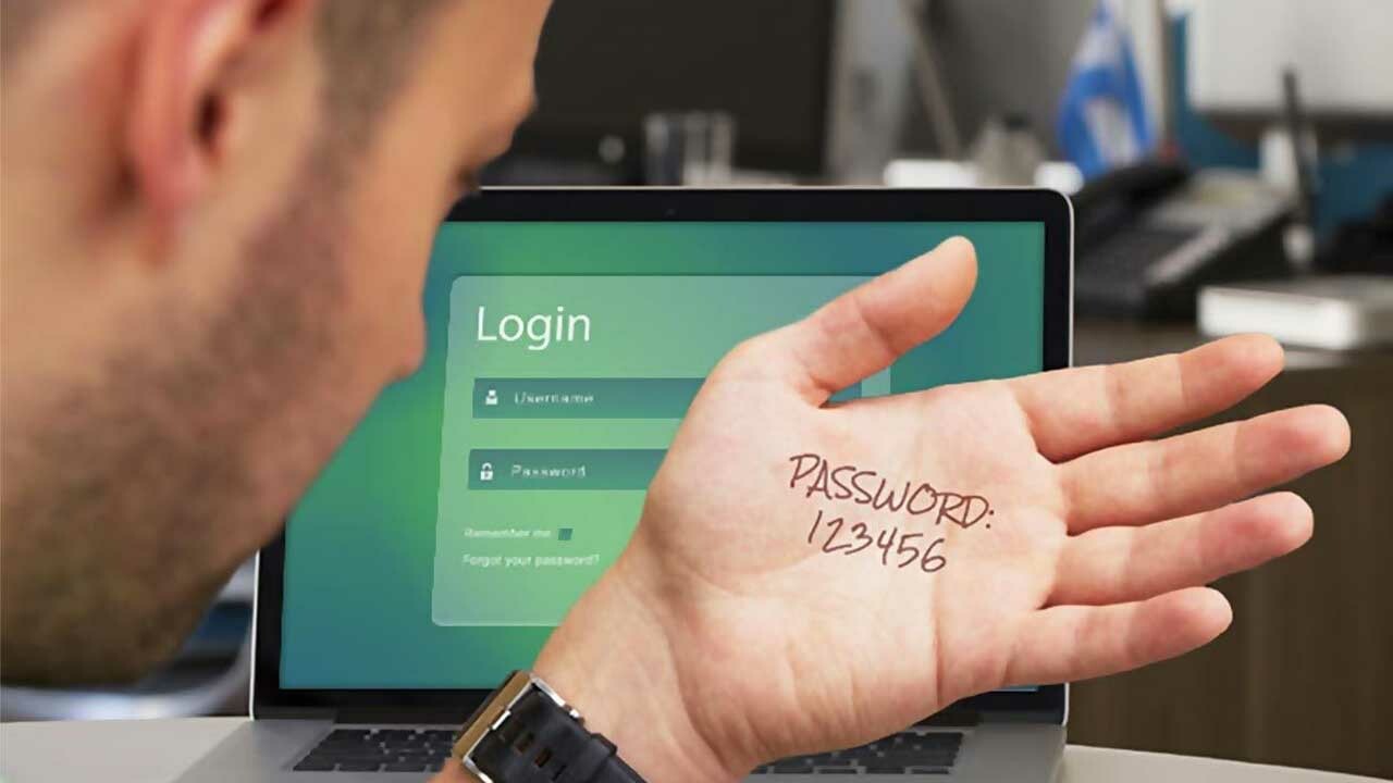 Şifrelerinizi artık kimseye kaptırmayın: Yeni yıla yeni parola;  işte güvenlik uzmanlarından tavsiyeler!