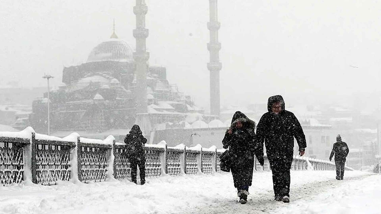 &quot;Cumhuriyet tarihinin en soğuk günleri geliyor&quot; haberlerine Meteorolojiden açıklama!