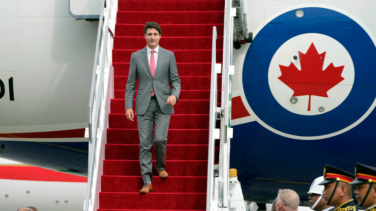 Kanada Başbakanı Trudeau'nun uçak bahtsızlığı