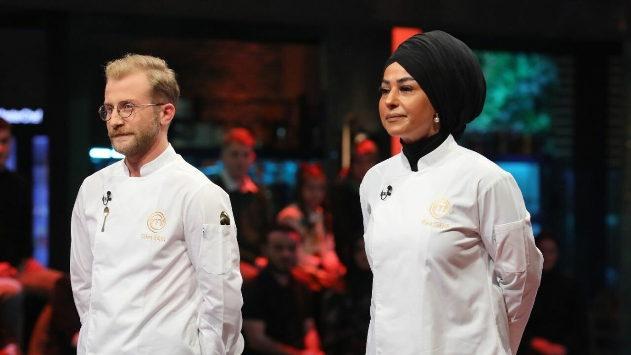 7 Ocak dün akşam Masterchef kim kazandı, birinci oldu? 2023 2024 Masterchef Türkiye kupayı kim aldı, şampiyon olan isim Esra mı, Tahsin mi?