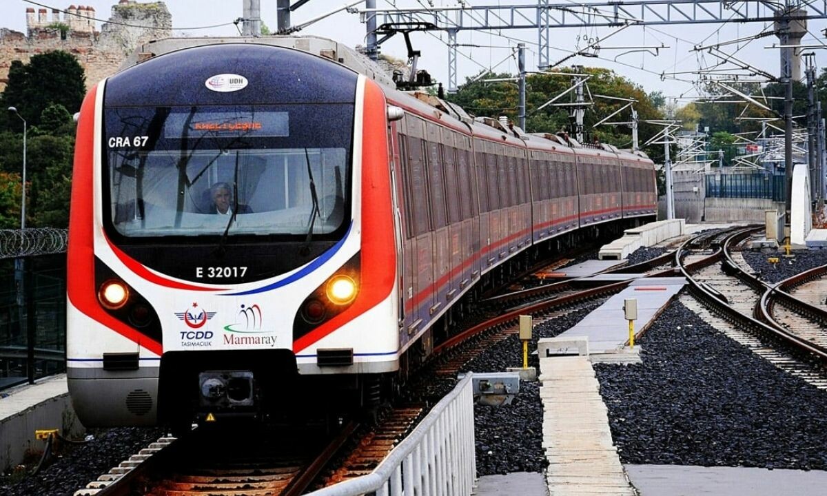 Metrobüs ve Marmaray zammı belli oldu! İşte sosyal kart, tam bilet ve öğrenci ücret tarifesi