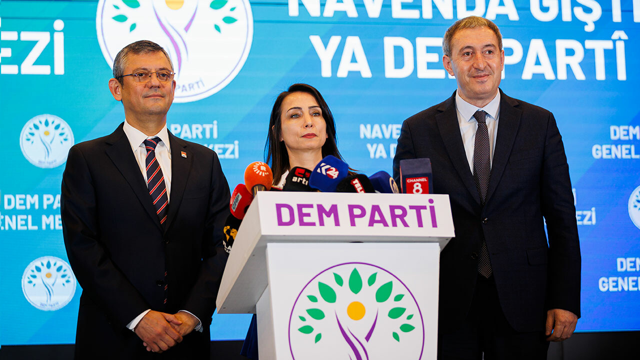 DEM Parti&#039;den CHP&#039;ye iadeiziyaret: Yerel seçimde ittifakı görüşecekler
