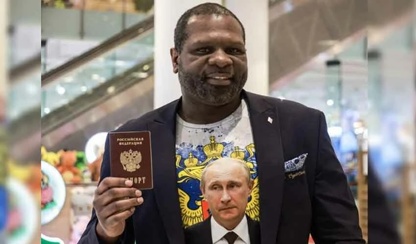 ABD’li boksör Kevin Johnson, Putin'e seslendi: Rusya’dan vatandaşlığı kaptı