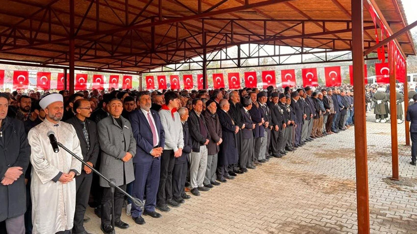 Kahramanmaraşlı şehit Müslüm Özdemir son yolculuğuna uğurlandı