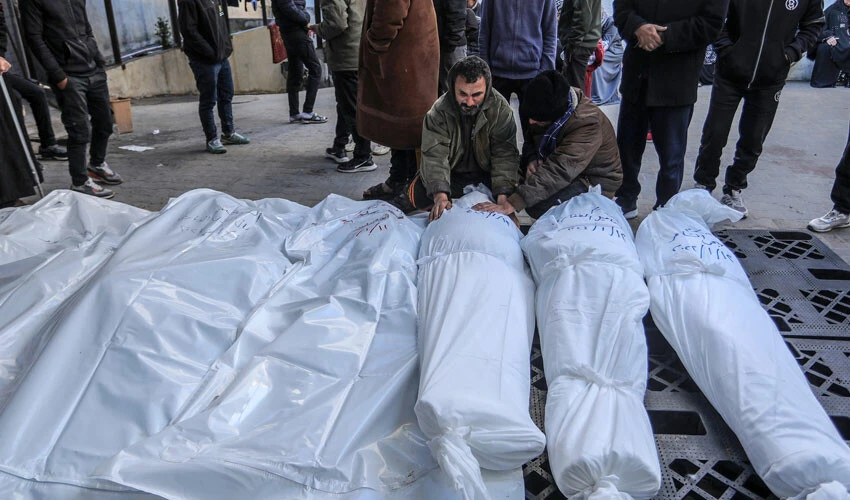 İsrail ordusu Gazze'yi 99.günde de hem havadan hem karadan vurdu!