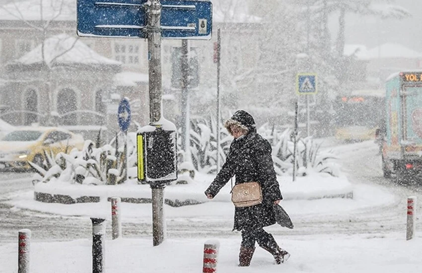 Meteoroloji hava durumu raporu yayımlandı! Sarı ve turuncu kodla yoğun kar yağışı uyarısı! Bugün hava nasıl olacak? İstanbul, Ankara, İzmir ve il il 14 Ocak hava durumu...