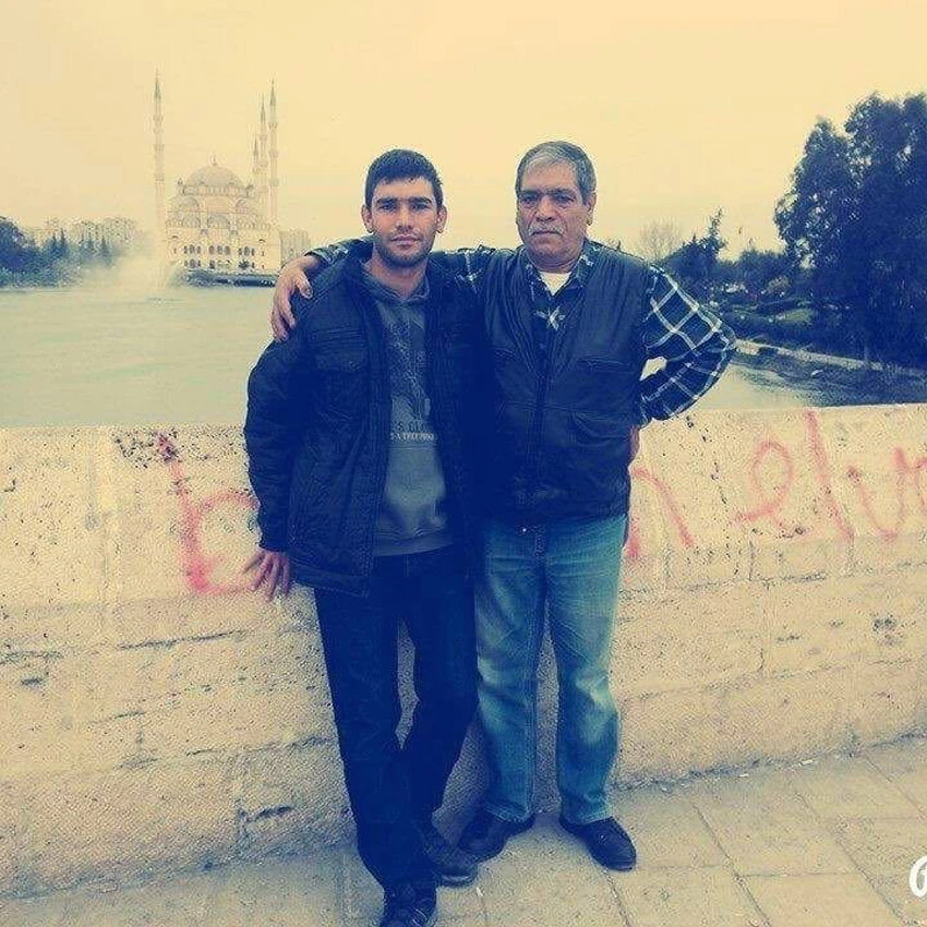 Bakışıyla hafızalara kazınmıştı! Şehit babası hayatını kaybetti