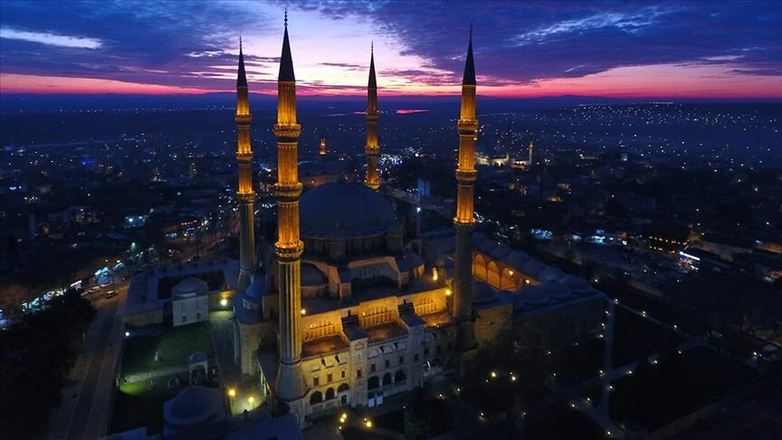 Miraç Kandili ve Berat Kandili ne zaman, fazileti nedir? Miraç Kandili ve Berat Kandili hangi gün idrak edilecek, önemi nedir? 2024 yılı dini günler ve geceler…