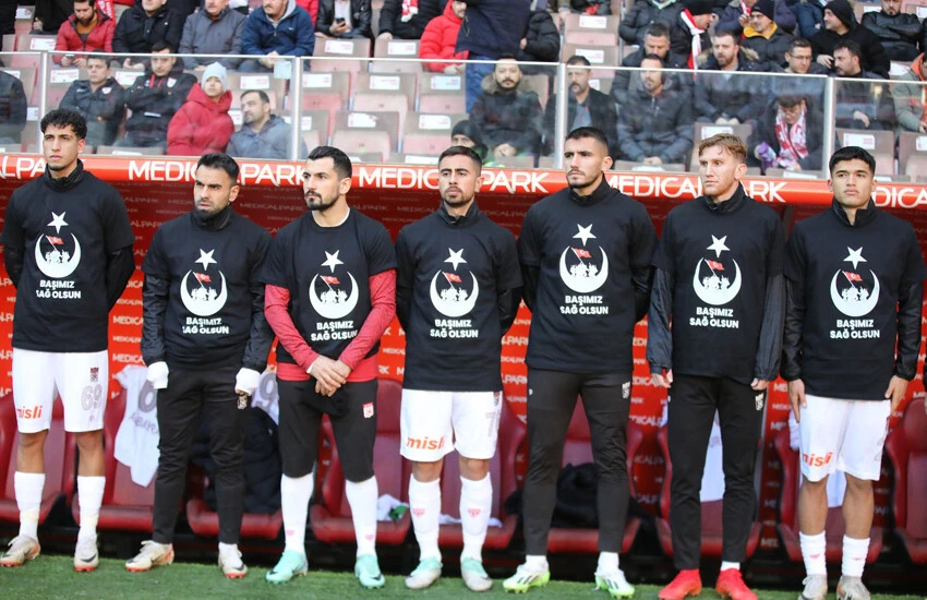 Samsunspor evinde rahat kazandı