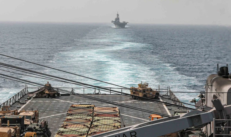 ABD'ye ait gemi Aden Körfezi'nde füzeyle vuruldu