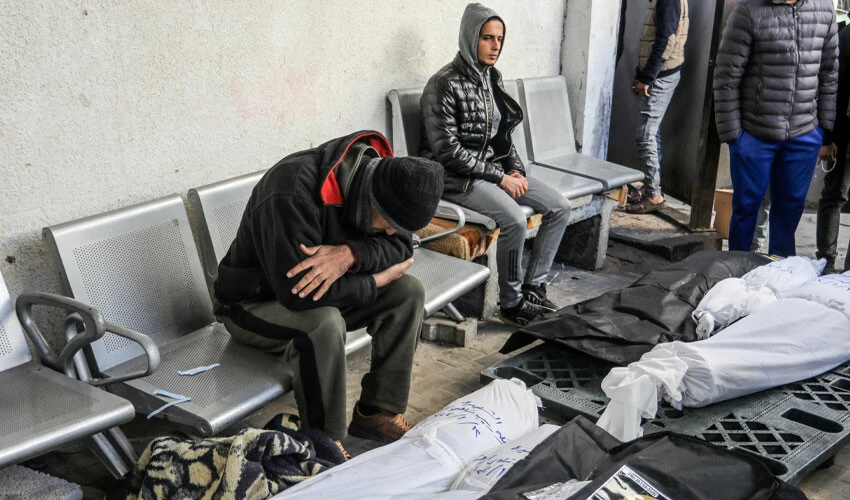 İsrail öldürmeye devam ediyor! Gazze'de can kaybı 24 bini aştı