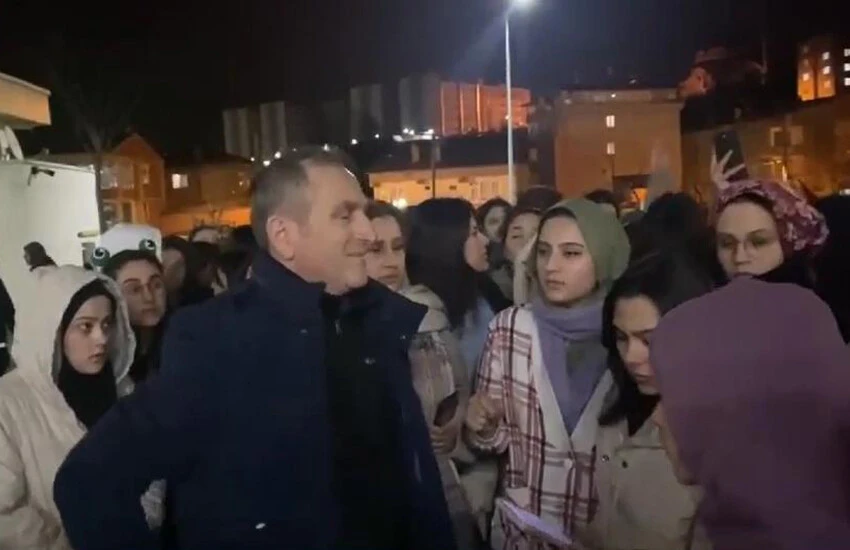 Yine KYK yurdu, yine asansör kazası! Öğrenciler dışarı fırladı