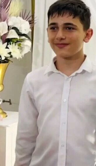 Esenyurt’ta 14 yaşındaki stajyerin fabrikada kafasını makineye kaptırdığı anlar kamerada