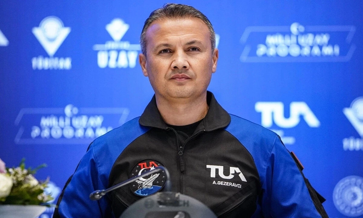İlk uzay yolcumuz Alper Gezeravcı, ISS'e ne götürecek? Türk lokumu, baklava, çiğ köfte...