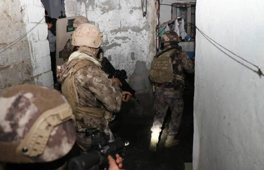 Mersin'de dev narkotik operasyonu! Yüzlerce polis katıldı: 21 gözaltı