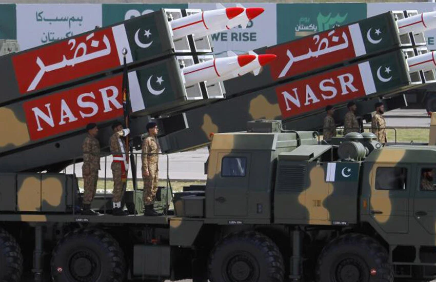 Pakistan ordusu mu, İran ordusu mu? Bölgede 'nükleer' tehlike