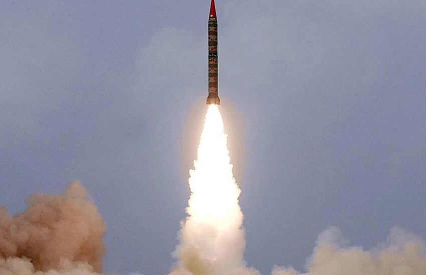 Pakistan ordusu mu, İran ordusu mu? Bölgede 'nükleer' tehlike