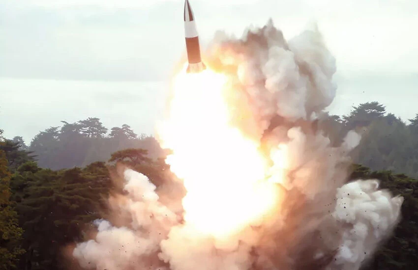Pakistan ordusu mu, İran ordusu mu? Bölgede 'nükleer' tehlike