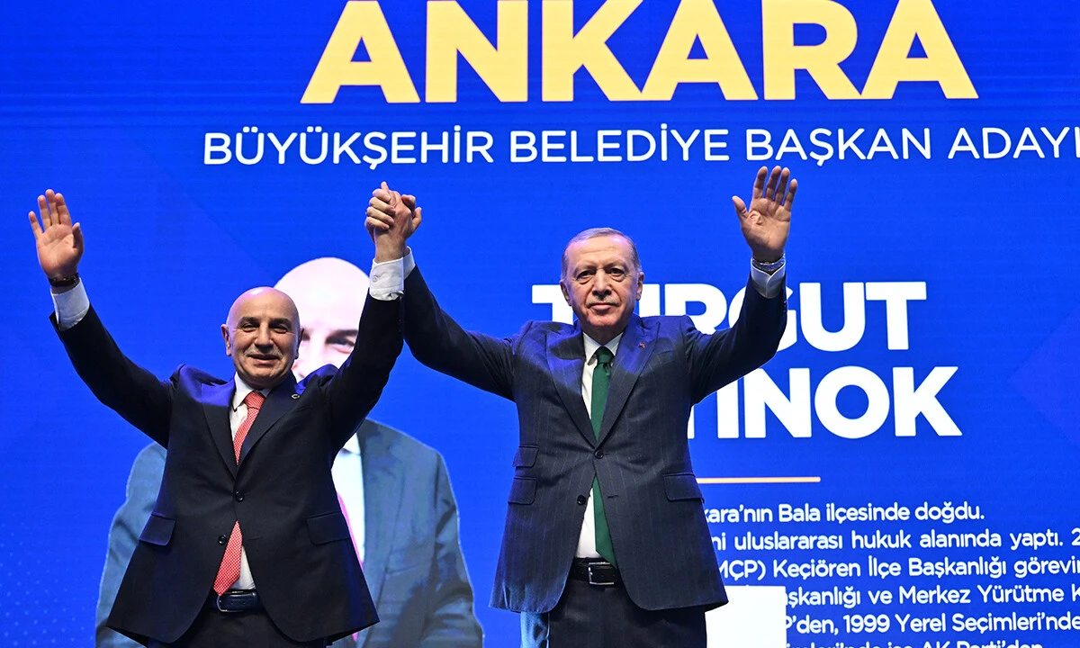 Erdoğan, AK Parti'nin adaylarını tek tek duyurdu: Ankara'da Altınok, İzmir'de Dağ