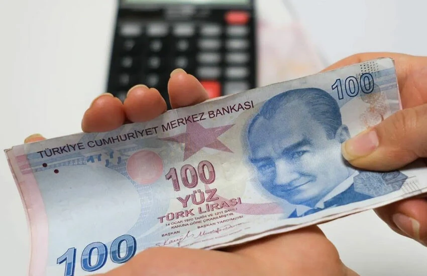 Son dakika! Emekliye ek zam komisyondan geçti