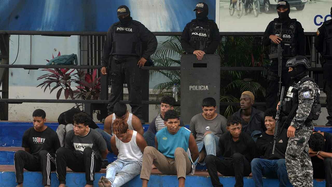 Ekvador&#039;da çatışmalar şiddetlendi! Gözaltı sayısı 2 bine yaklaştı