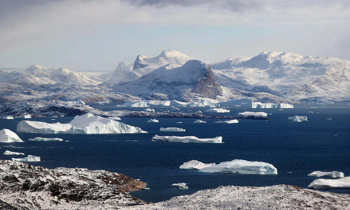 Küresel ısınma Grönland'ı vurdu: Saatte 30 milyon ton buz kaybetti