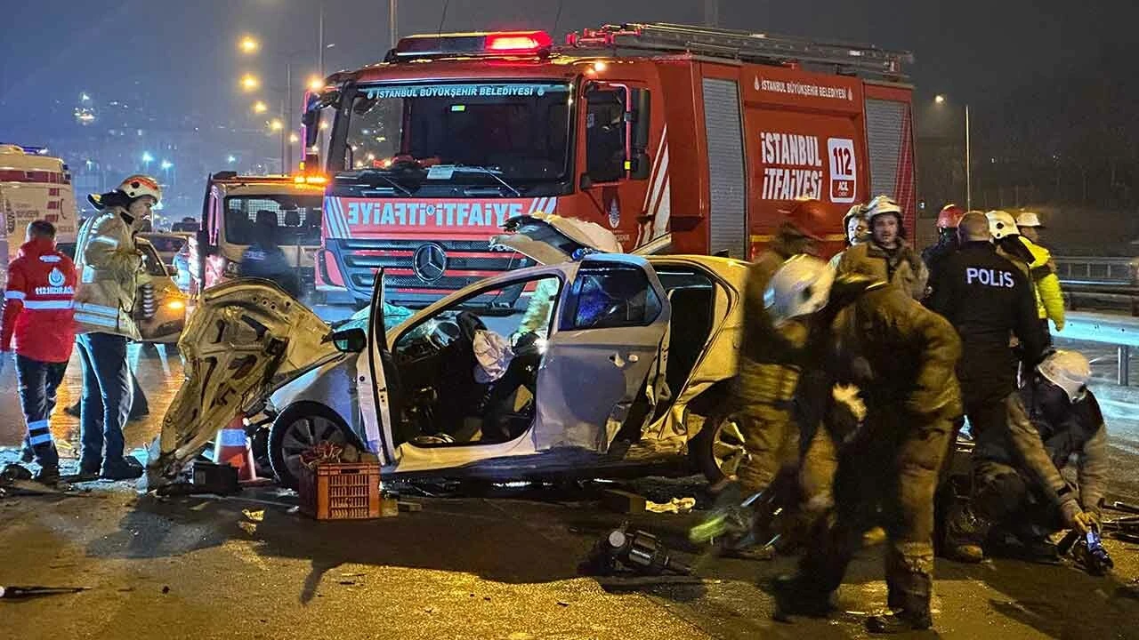 Makas atan araç yol kenarındaki dampere çarptı: 1 ölü, 2 yaralı