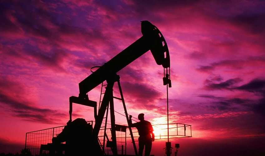 IEA'dan çarpıcı rapor: Petrol üretimini OPEC dışı ülkeler sağlayacak