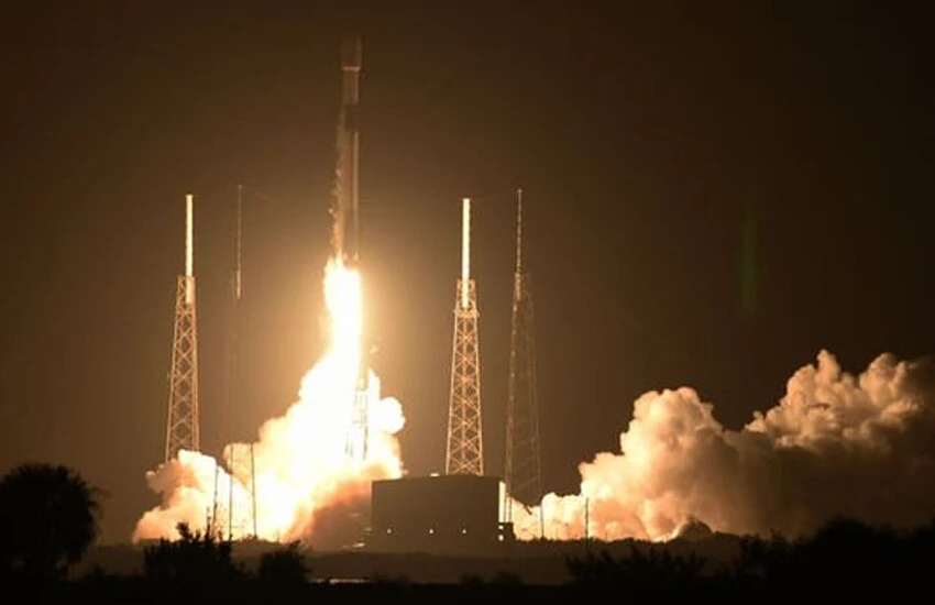 Bakan Kacır'dan yerli uzay aracı açıklaması! İlk hedef, insansız Ay misyonu