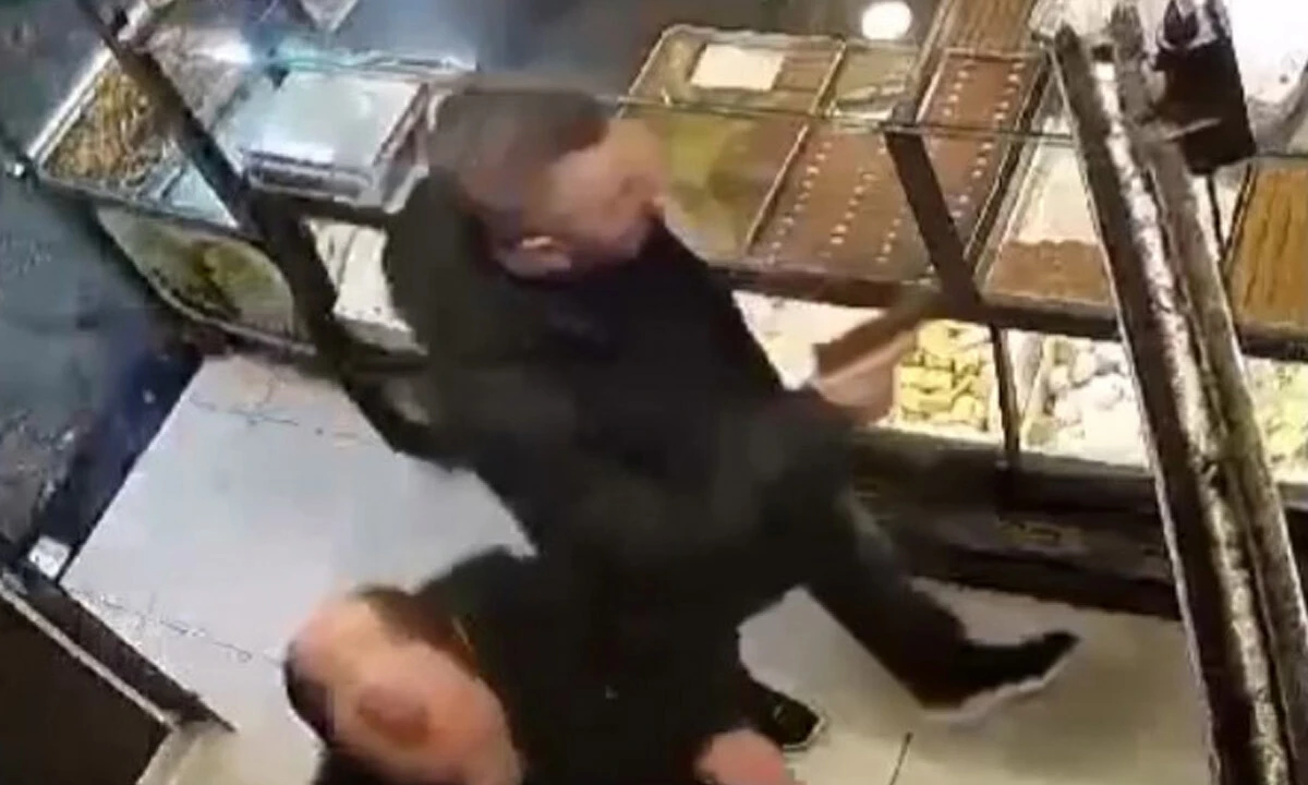 Tatlıcıda dehşet anları kamerada: Silahın namlusunu doğrultup tehditler savurdu