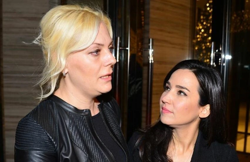 Kayahan'ın hayatının anlatıldığı filmde İpek Açar yok