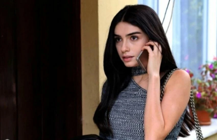 İnci Taneleri dizisi oyuncusu Hazar Ergüçlü’nün bölüm başı alacağı ücret dudak uçuklattı!