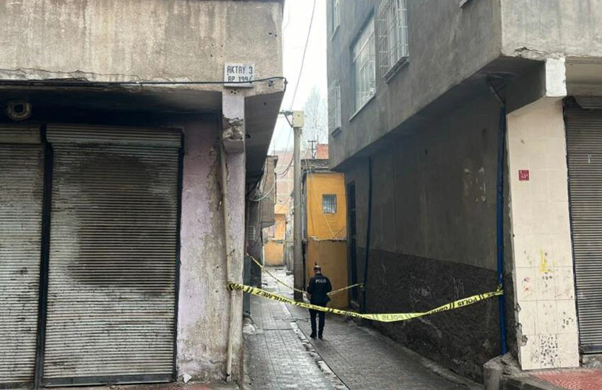 Diyarbakır’da elektrikli soba faciası: Baba öldü, oğlu zehirlendi