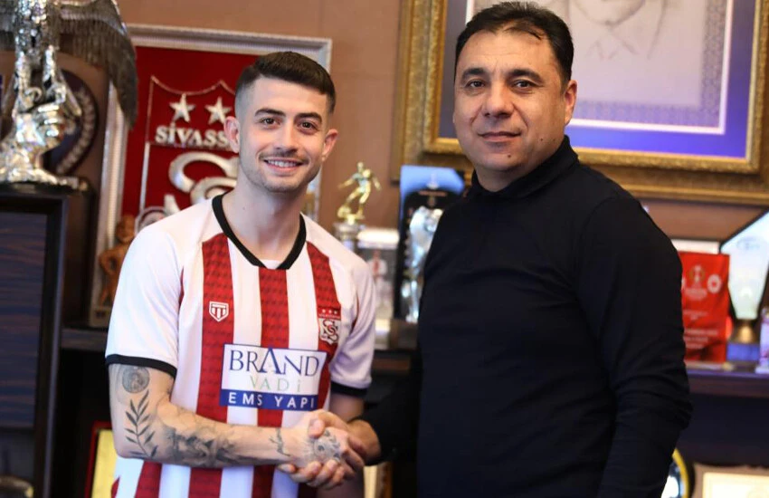 Kerem Atakan Kesgin Sivasspor'a döndü