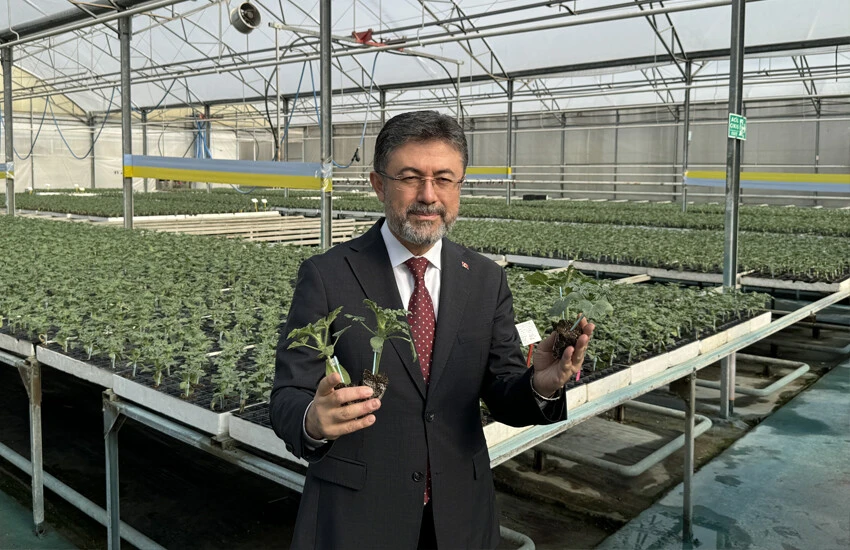 Bakan Yumaklı'dan gıda fırsatçılarına uyarı: Fahiş fiyat çekene gereken yapılıyor