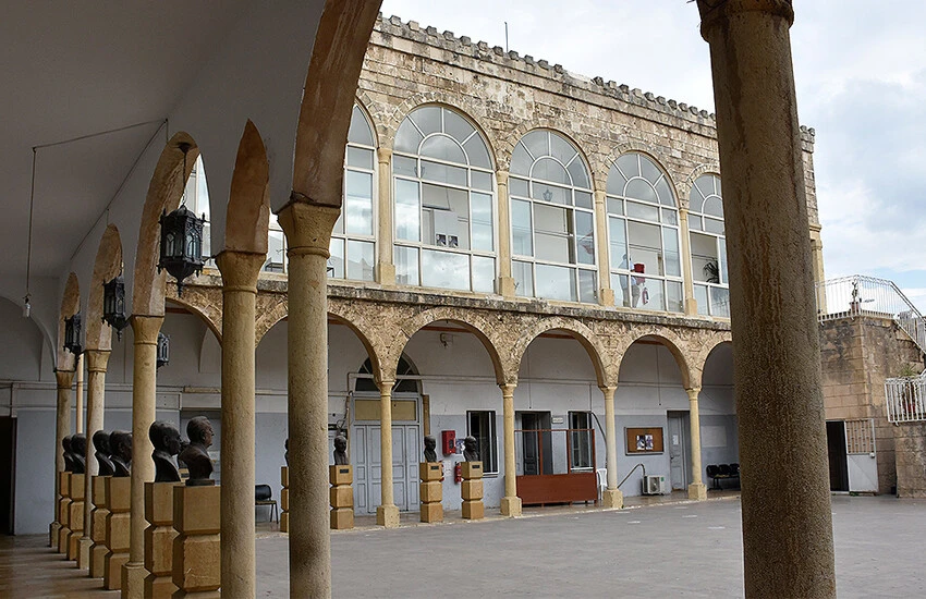 Lübnanlı din adamından Hristiyan tarihçiye tokat gibi Osmanlı cevabı