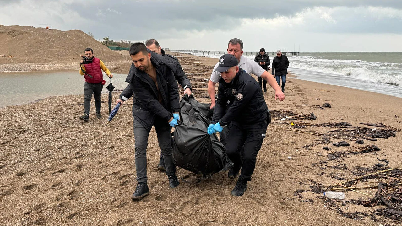 Bakan Yerlikaya'dan Antalya sahilindeki gizemli cesetler hakkında açıklama