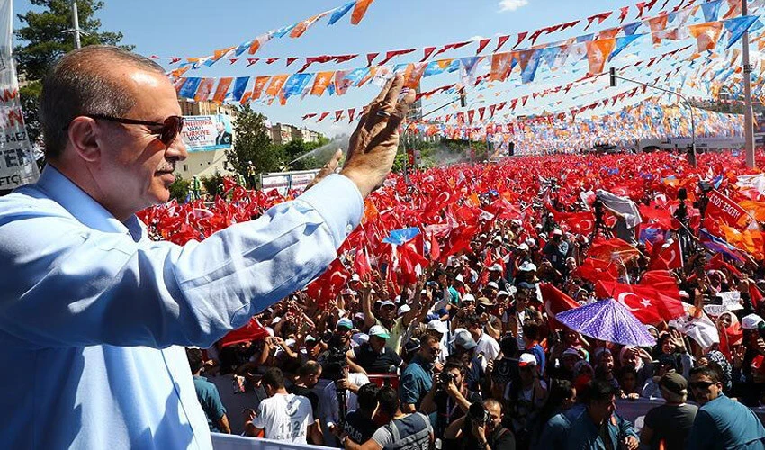 AK Parti ve MHP 5 ilde kıran kırana