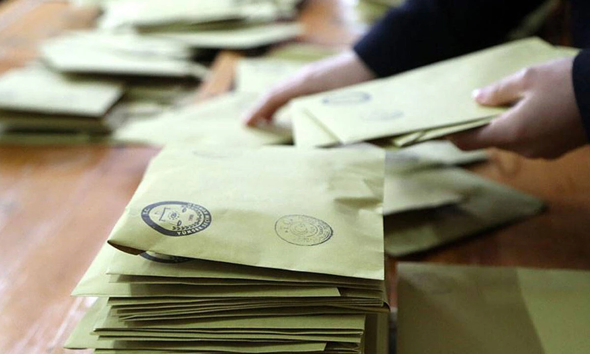 CHP lideri Özel: En büyük problem mutfaktaki yangın