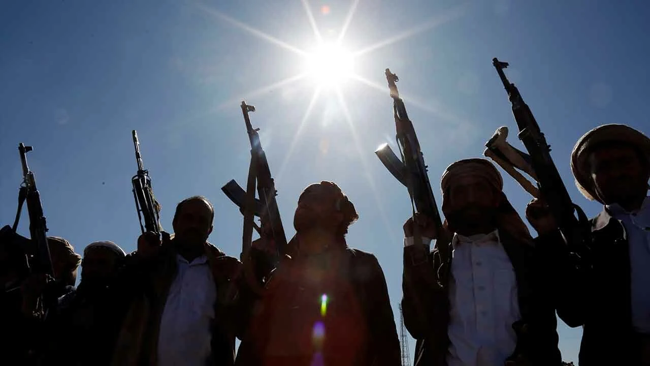 ABD ve İngiltere'den Yemen'e hava saldırısı: Sana'yı vurdular