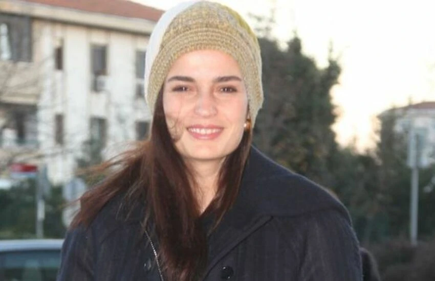 Adanalı’nın İdil’i oyunculuğu bıraktığını açıkladı: Ben artık EYT'ye geçtim