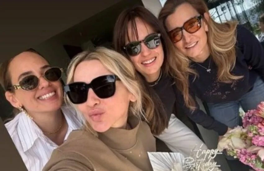 Adanalı’nın İdil’i oyunculuğu bıraktığını açıkladı: Ben artık EYT'ye geçtim