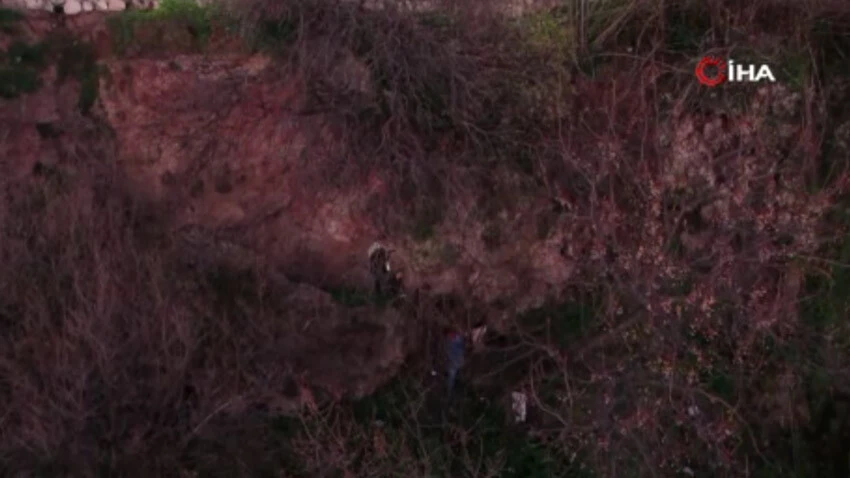 Falezlerdeki manzara keyfinin sonu kötü bitti