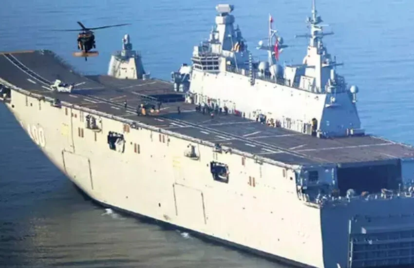 Türk donanmasına ikinci uçak gemisi 'TCG Trakya' yolda