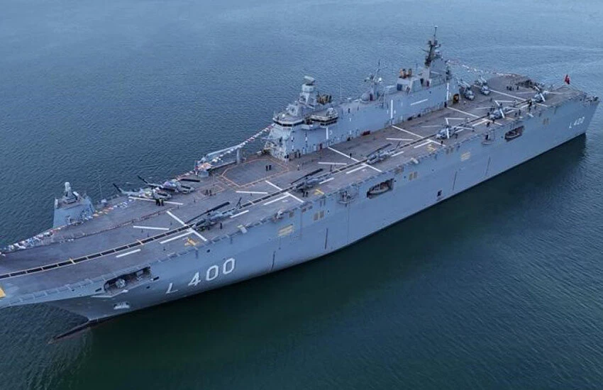 Türk donanmasına ikinci uçak gemisi 'TCG Trakya' yolda